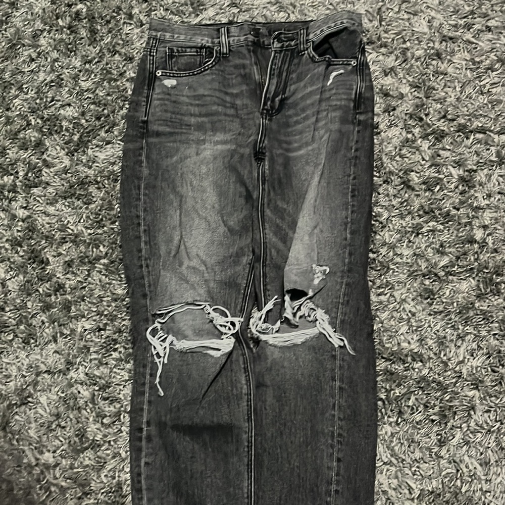 American Eagle Baggy Jeans